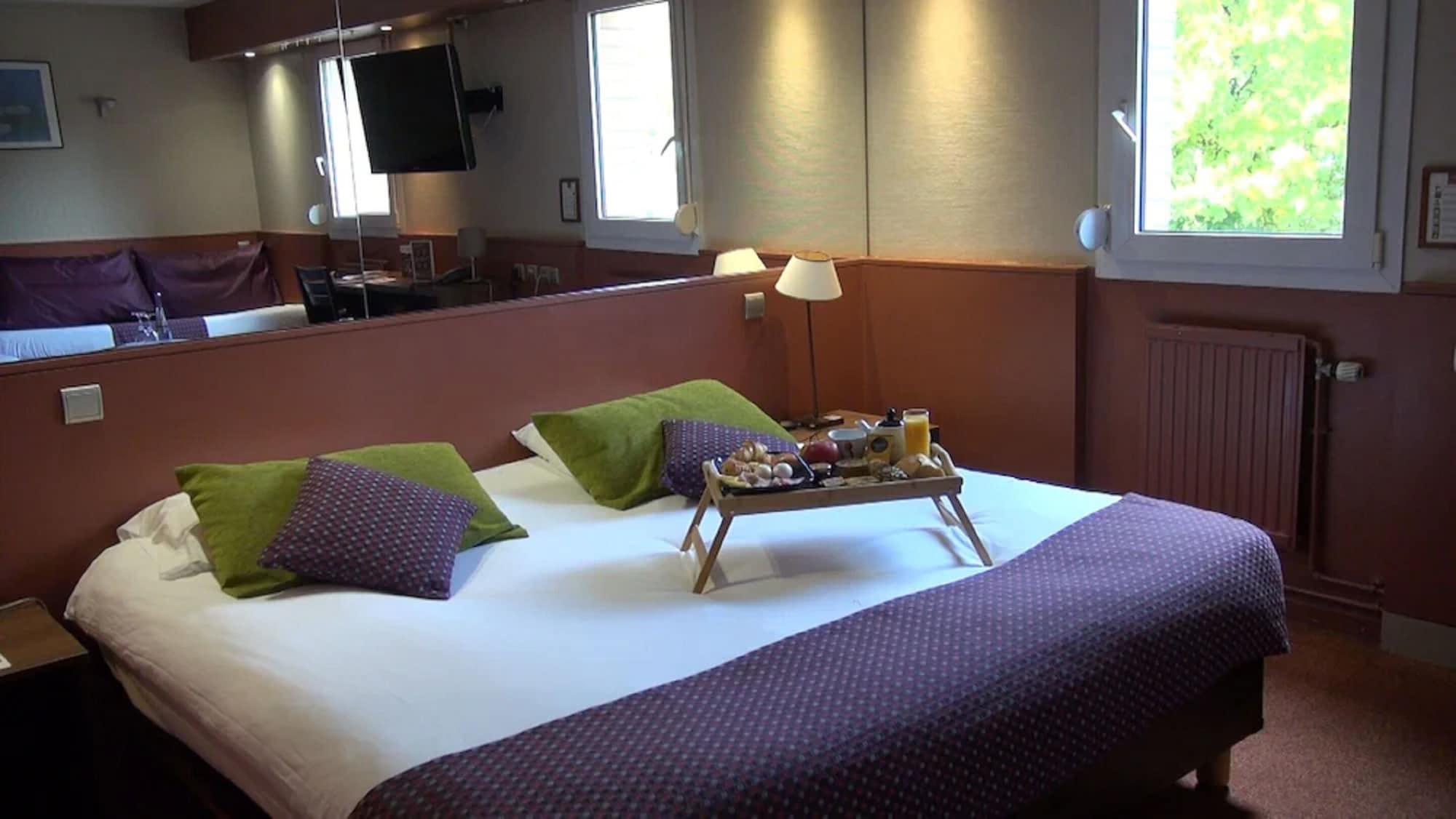 The Originals City, Hotel Ascotel, Lille Est Grand Stade Βιλνέβ ντ' Ασκ Εξωτερικό φωτογραφία