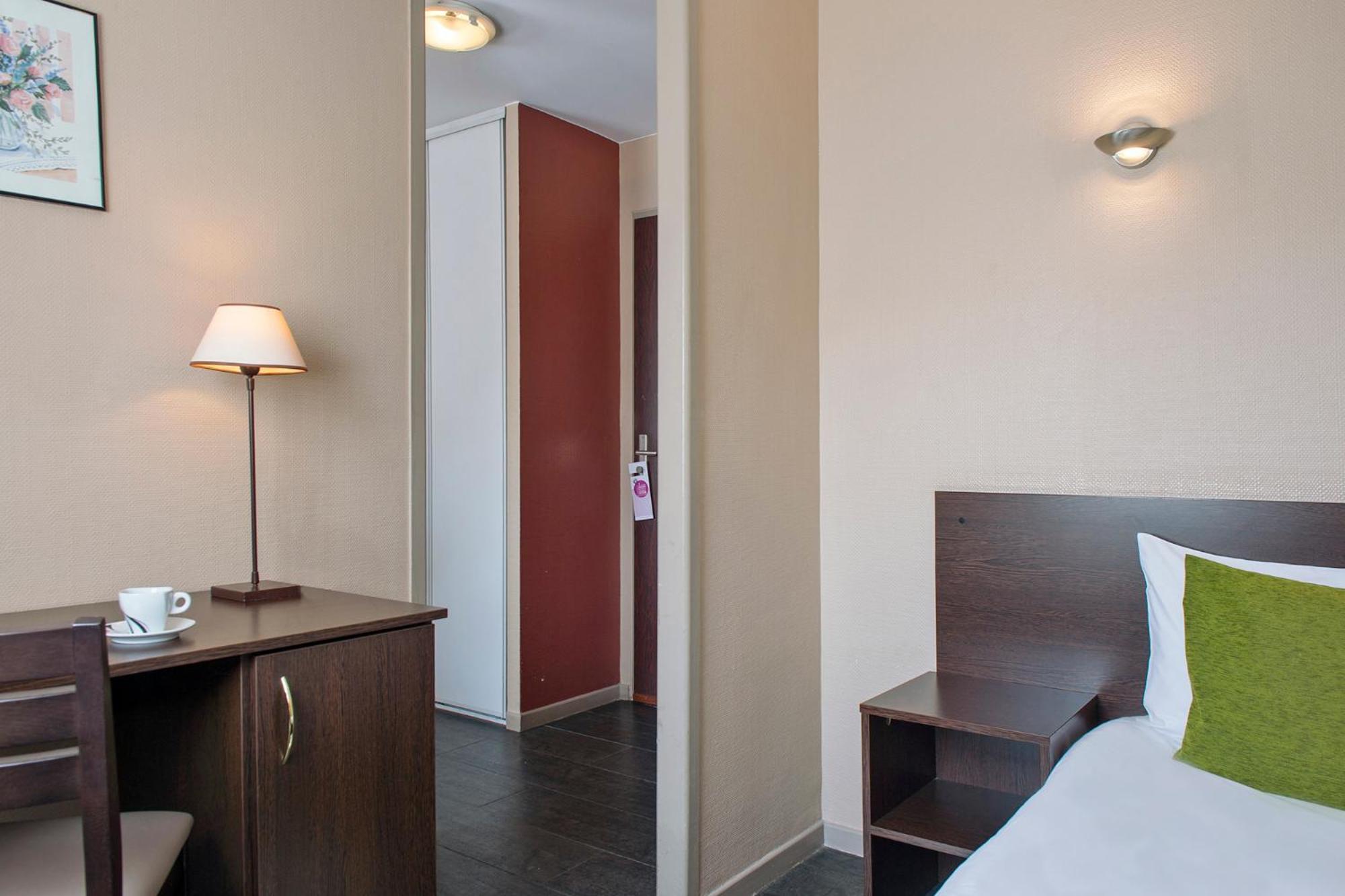 The Originals City, Hotel Ascotel, Lille Est Grand Stade Βιλνέβ ντ' Ασκ Εξωτερικό φωτογραφία
