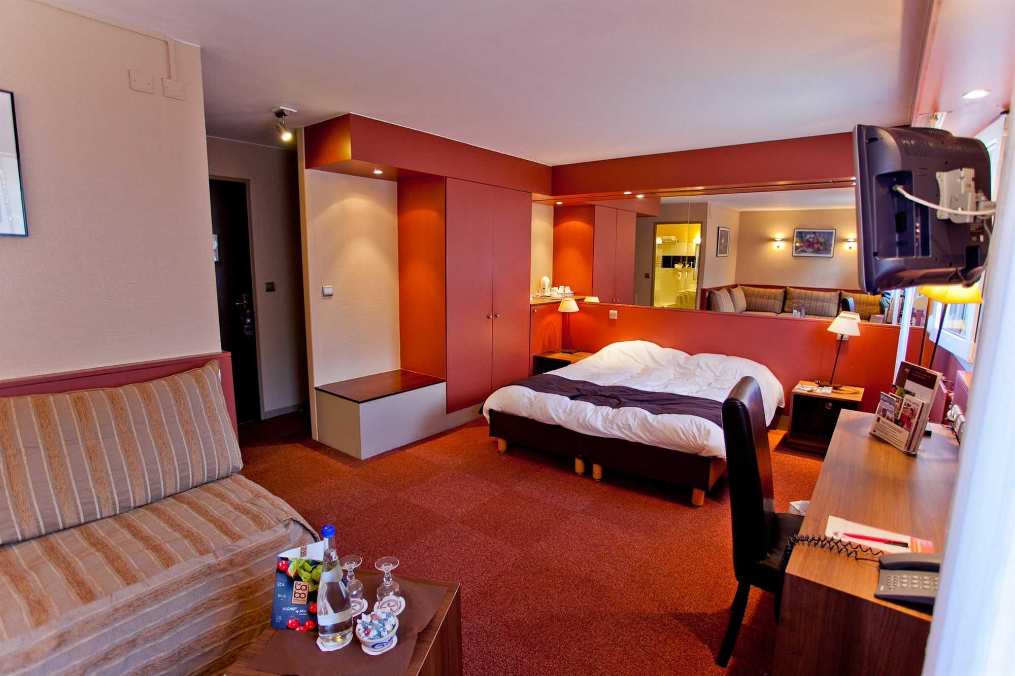The Originals City, Hotel Ascotel, Lille Est Grand Stade Βιλνέβ ντ' Ασκ Εξωτερικό φωτογραφία
