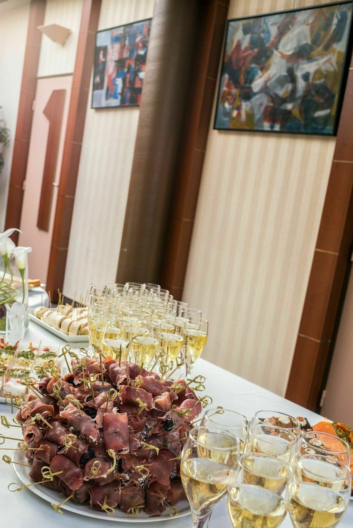 The Originals City, Hotel Ascotel, Lille Est Grand Stade Βιλνέβ ντ' Ασκ Εξωτερικό φωτογραφία